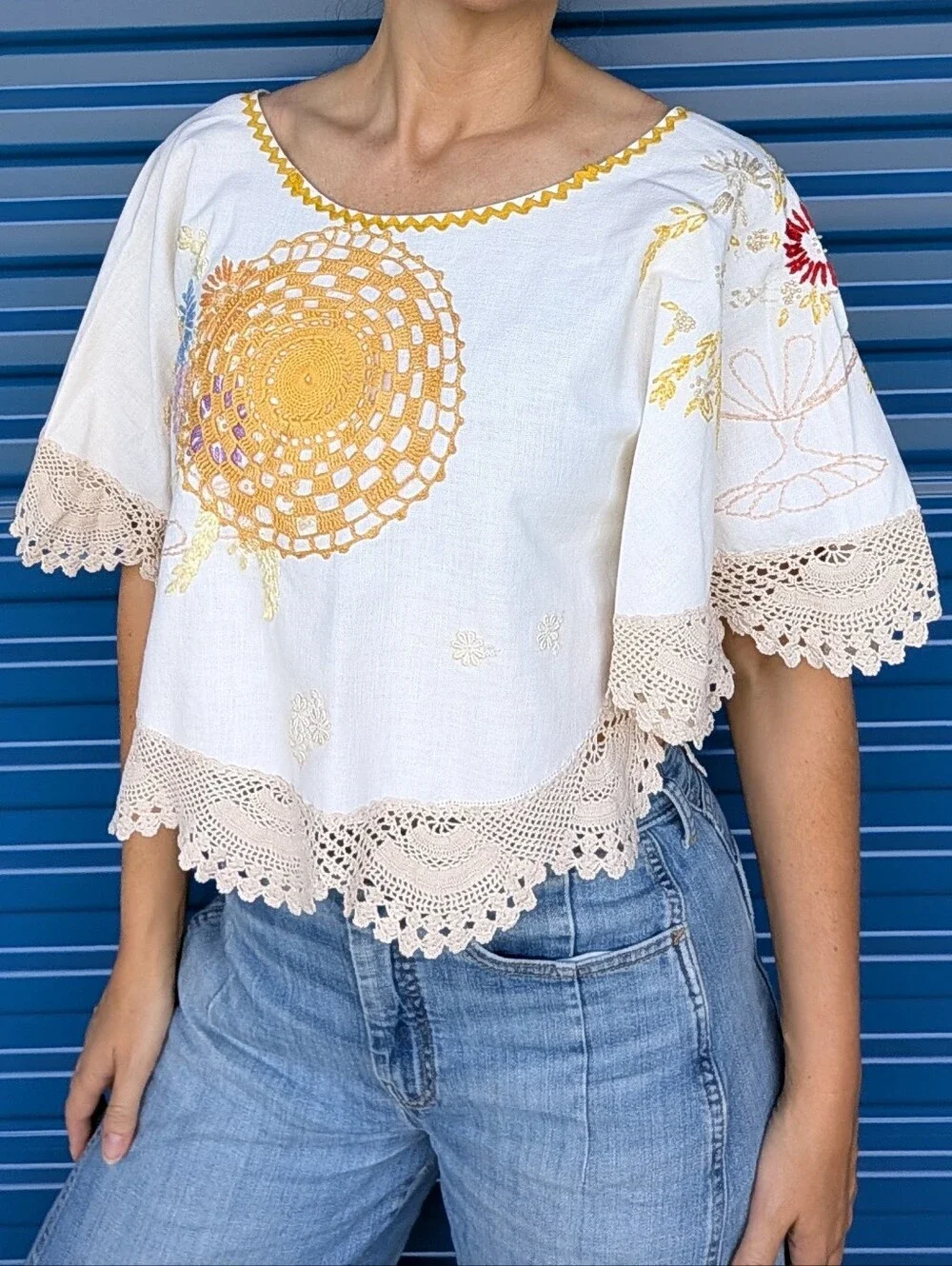 1 of 1 POPOVER TOP made from vintage tablecloth S